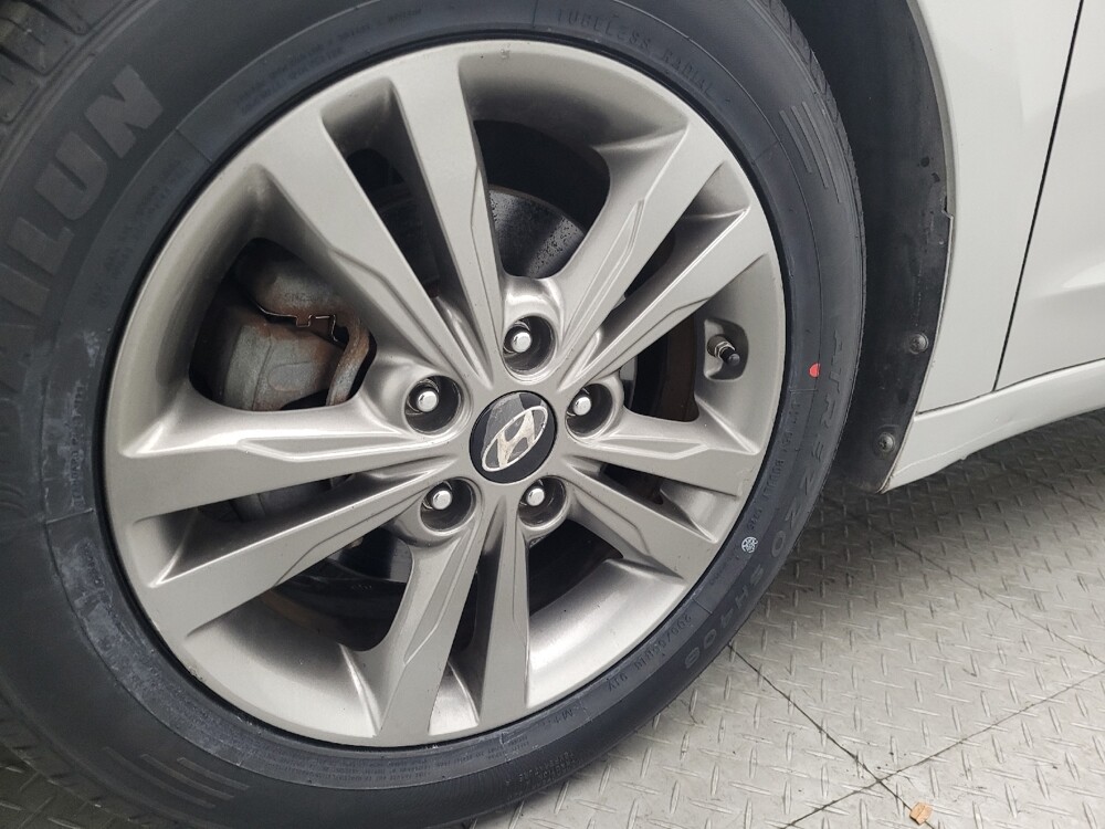 2018 Hyundai Elantra in Jacksonville, FL 32225 - 18097684 31