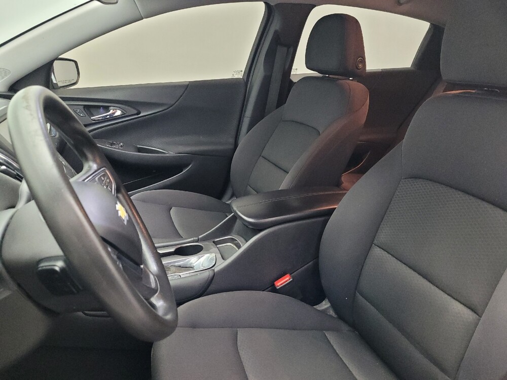 2017 Chevrolet Malibu in Kissimmee, FL 34744 - 18097690 17