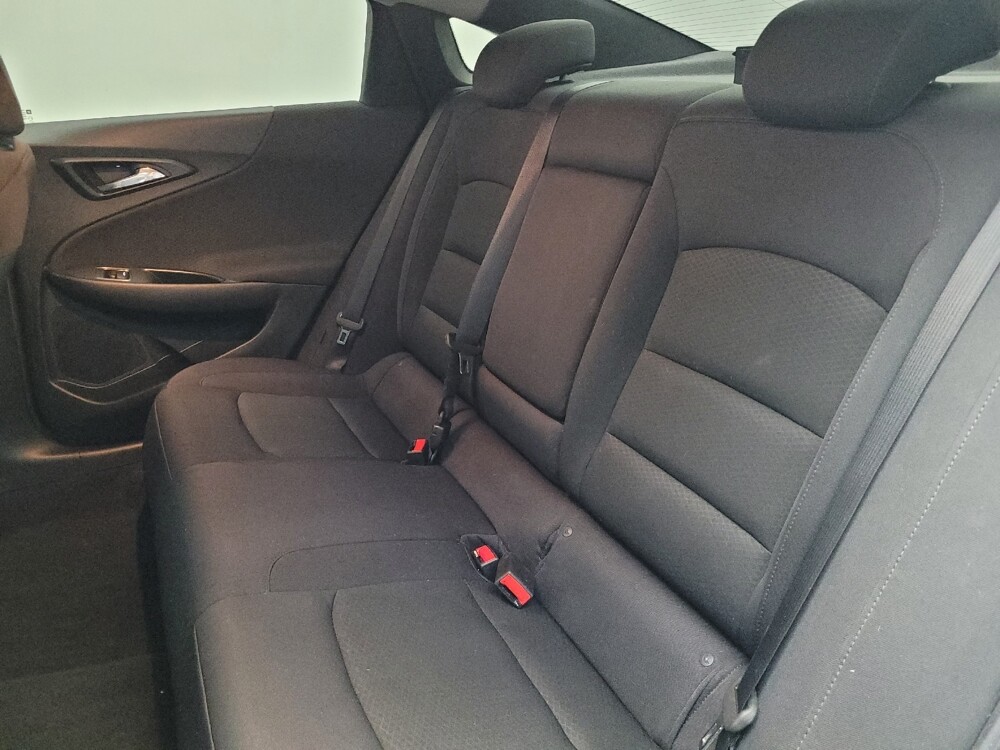 2017 Chevrolet Malibu in Kissimmee, FL 34744 - 18097690 18