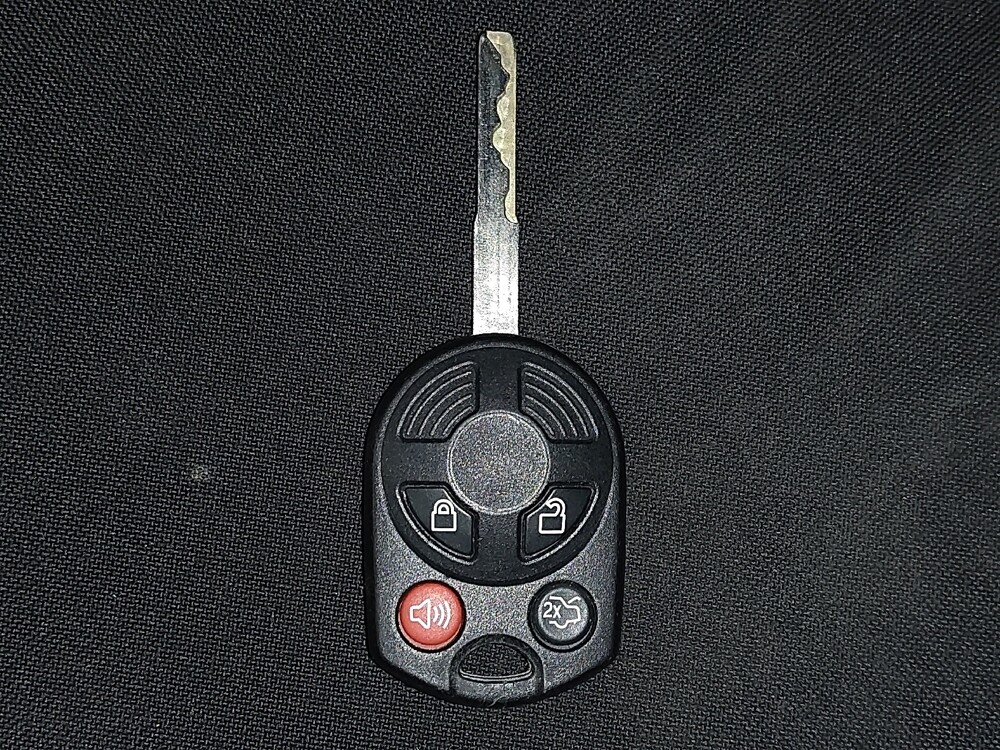 2018 Ford Focus in Miami, FL 33157 - 18097691 32