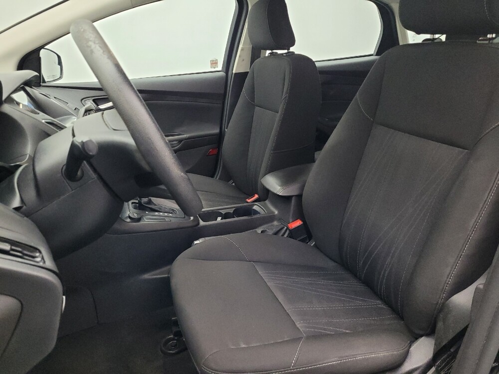 2018 Ford Focus in Miami, FL 33157 - 18097691 17