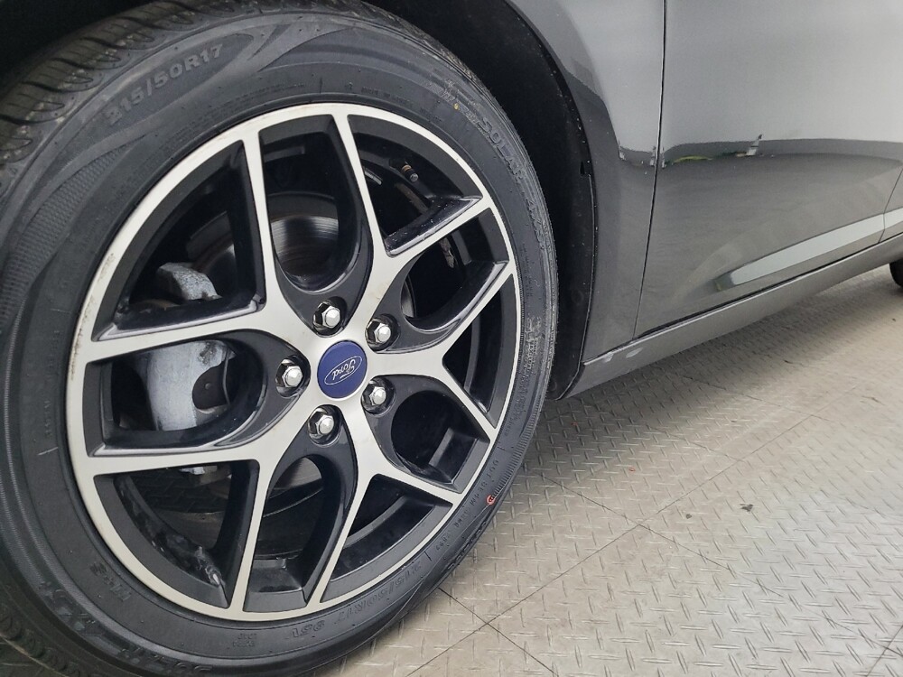 2018 Ford Focus in Miami, FL 33157 - 18097691 31