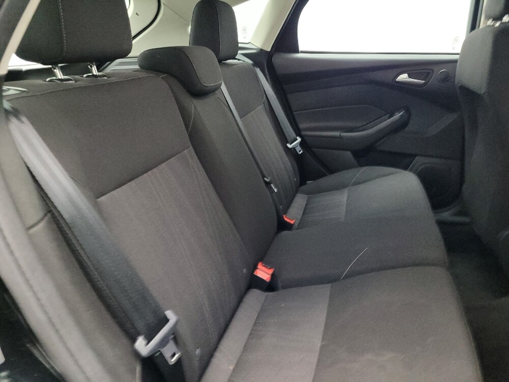 2018 Ford Focus in Miami, FL 33157 - 18097691 19