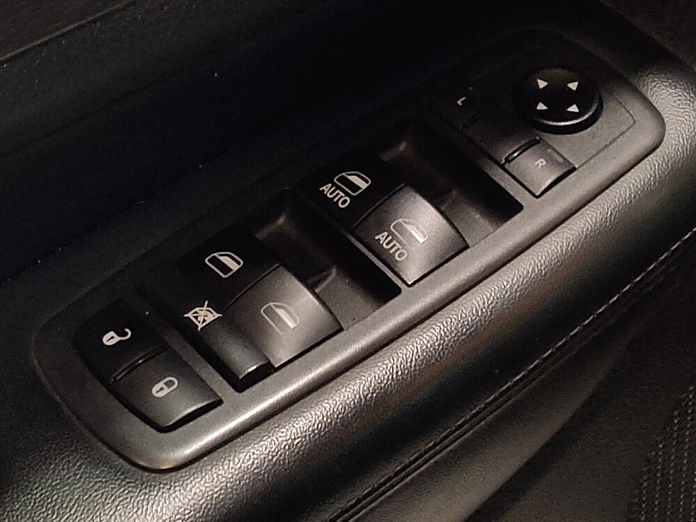 2018 Jeep Grand Cherokee in Miami, FL 33157 - 18097698 27