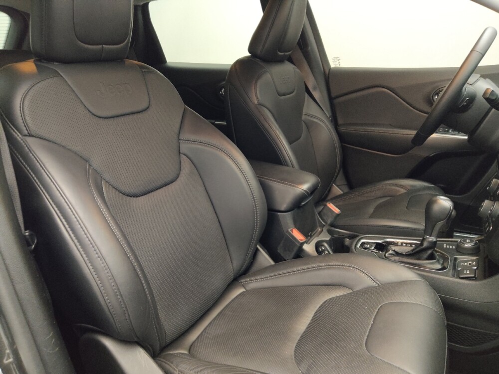 2020 Jeep Cherokee in Gainesville, FL 32609 - 18097699 21