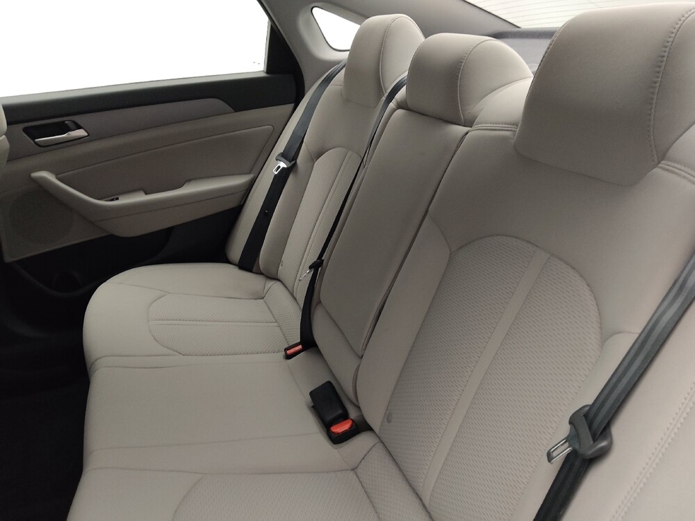 2018 Hyundai Sonata in Kissimmee, FL 34744 - 18097700 18