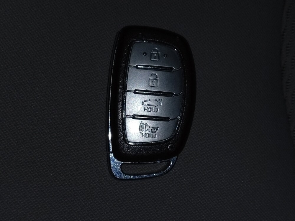 2018 Hyundai Sonata in Kissimmee, FL 34744 - 18097700 32