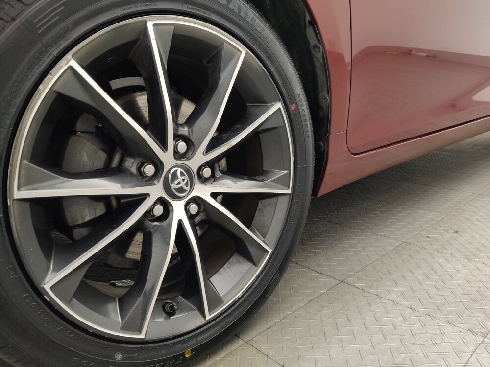 2016 Toyota Camry in Jacksonville, FL 32225 - 18097707 31