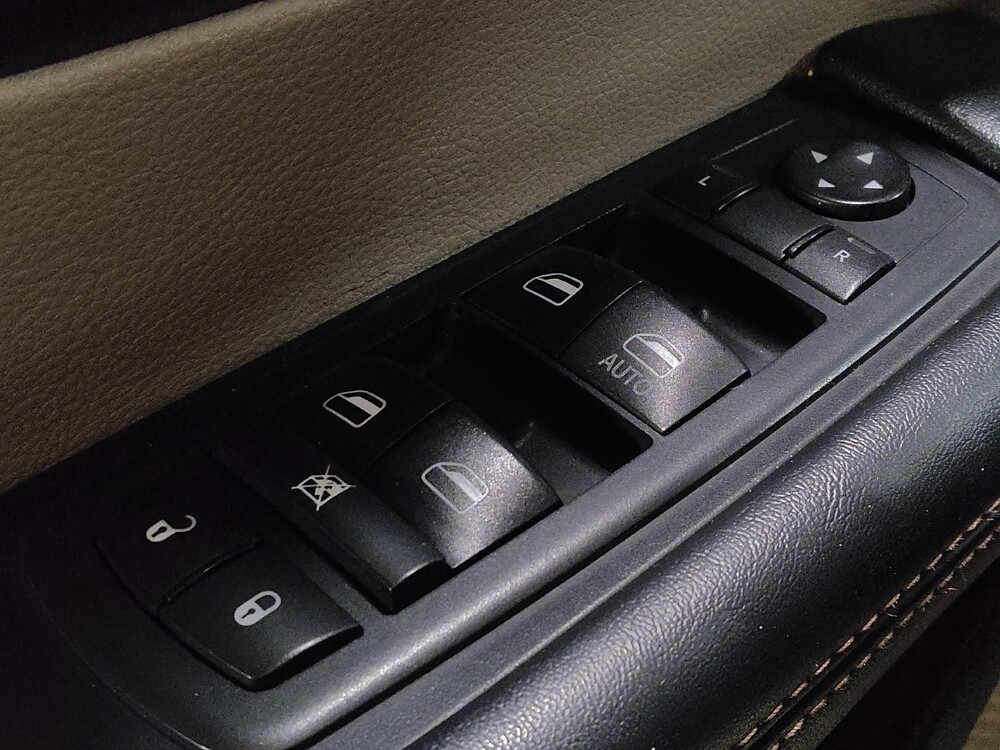 2017 Chrysler Pacifica in Kissimmee, FL 34744 - 18097712 27