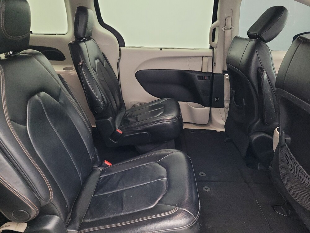 2017 Chrysler Pacifica in Kissimmee, FL 34744 - 18097712 19