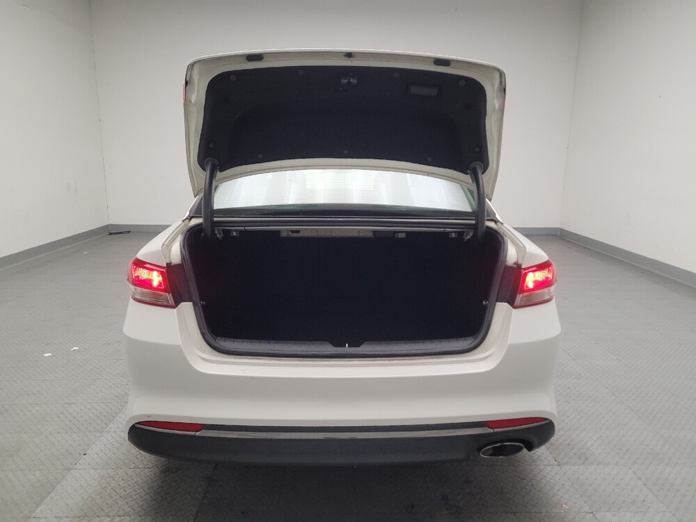 2016 Kia Optima in Riverside, CA 92504 - 18097718 29