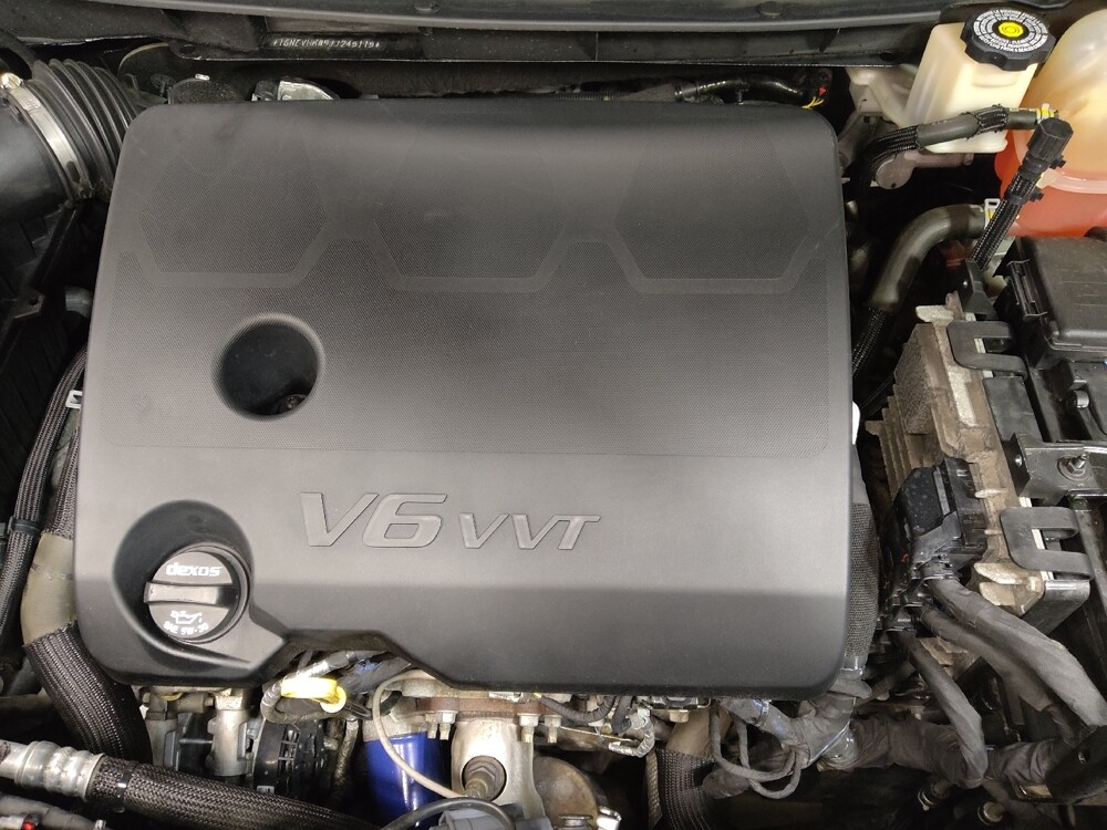 2018 Chevrolet Traverse in Raleigh, NC 27604 - 18097725 30