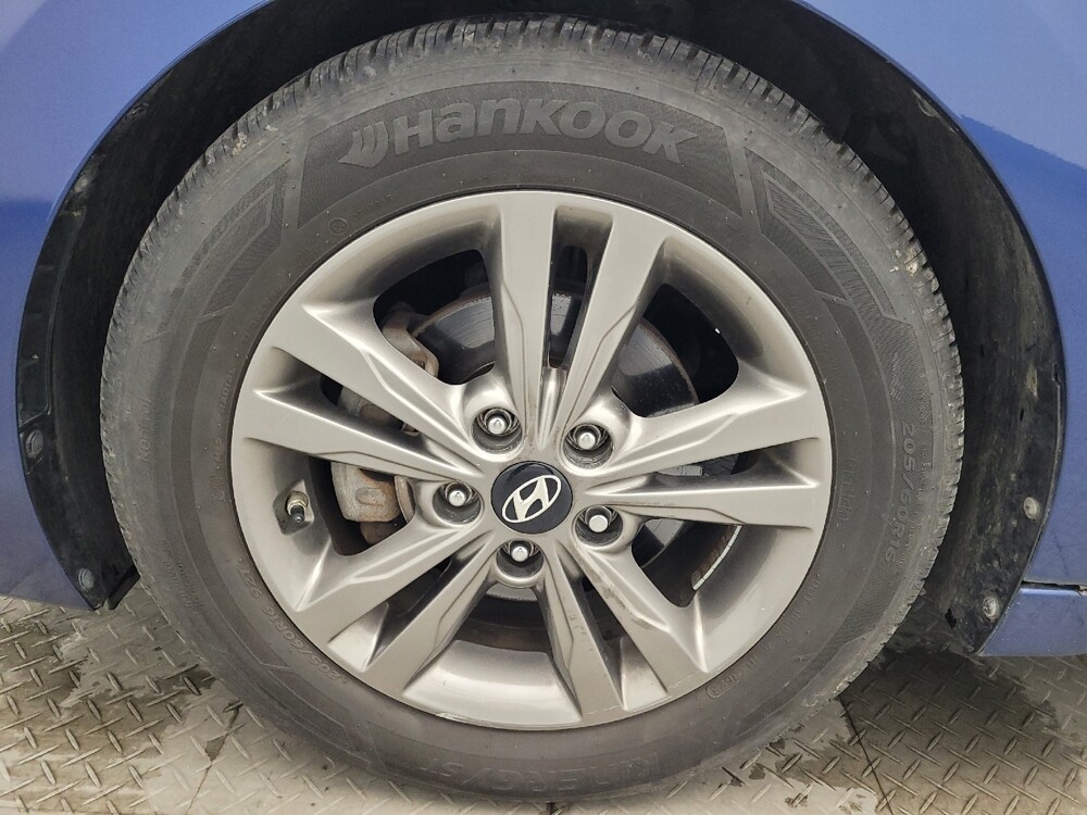 2017 Hyundai Elantra in Winston-Salem, NC 27103 - 18097737 31
