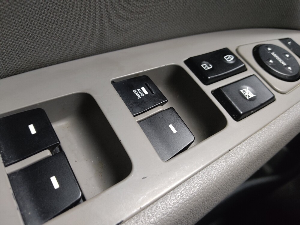 2017 Hyundai Elantra in Winston-Salem, NC 27103 - 18097737 27