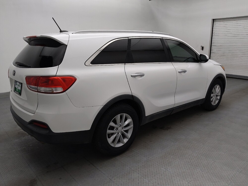 2018 Kia Sorento in Greenville, NC 27834 - 18097740 10