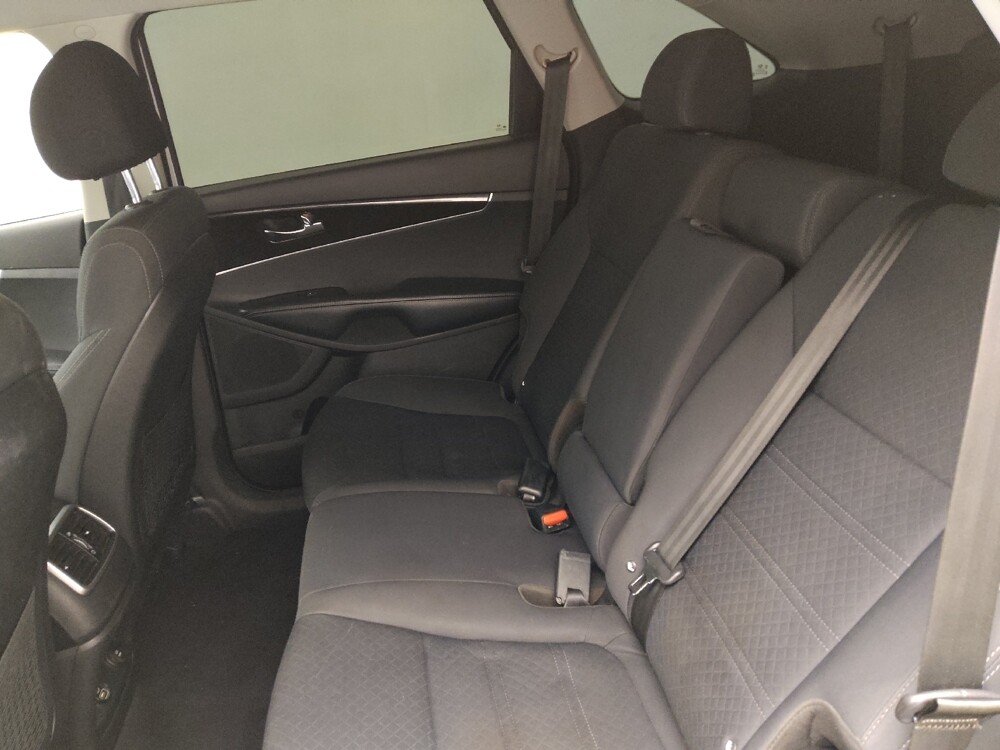 2018 Kia Sorento in Greenville, NC 27834 - 18097740 18