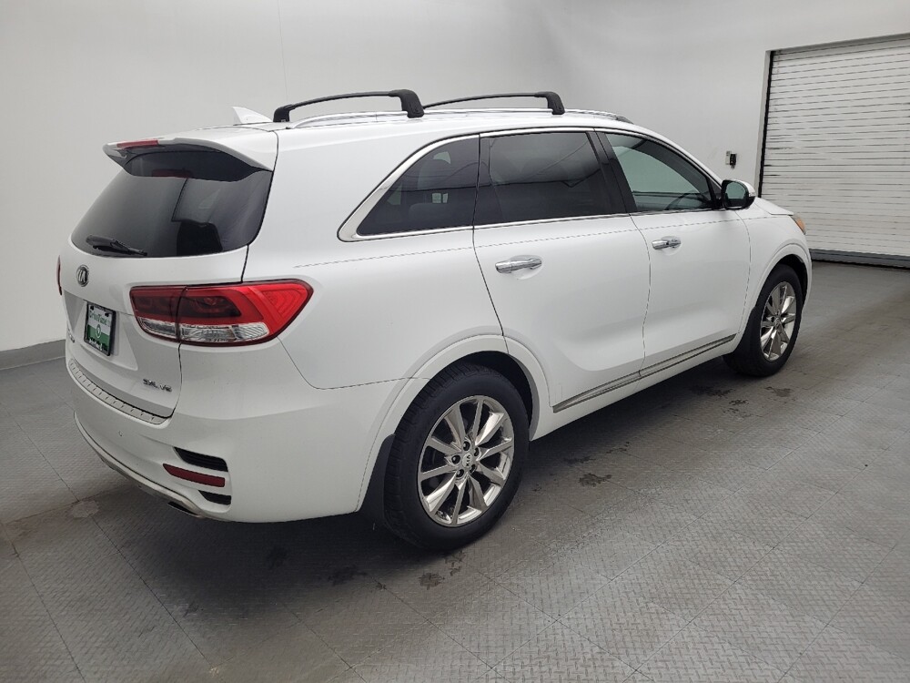 2018 Kia Sorento in Conway, SC 29526 - 18097742 10