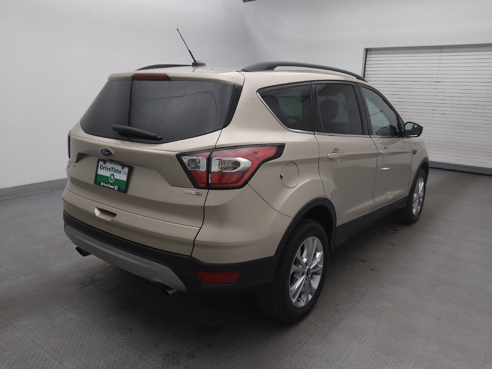 2018 Ford Escape in Greenville, SC 29607 - 18097748 9