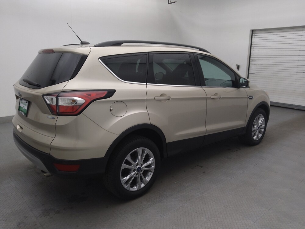 2018 Ford Escape in Greenville, SC 29607 - 18097748 10