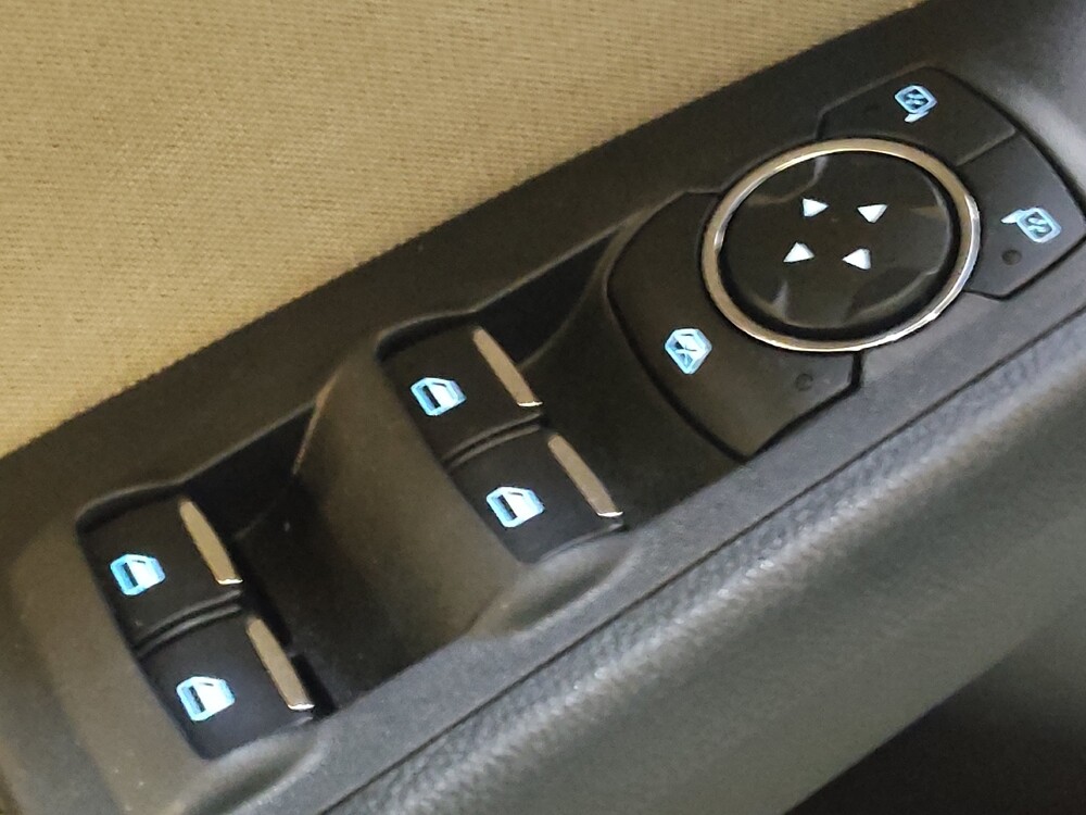 2018 Ford Fusion in Salem, VA 24153 - 18097749 27