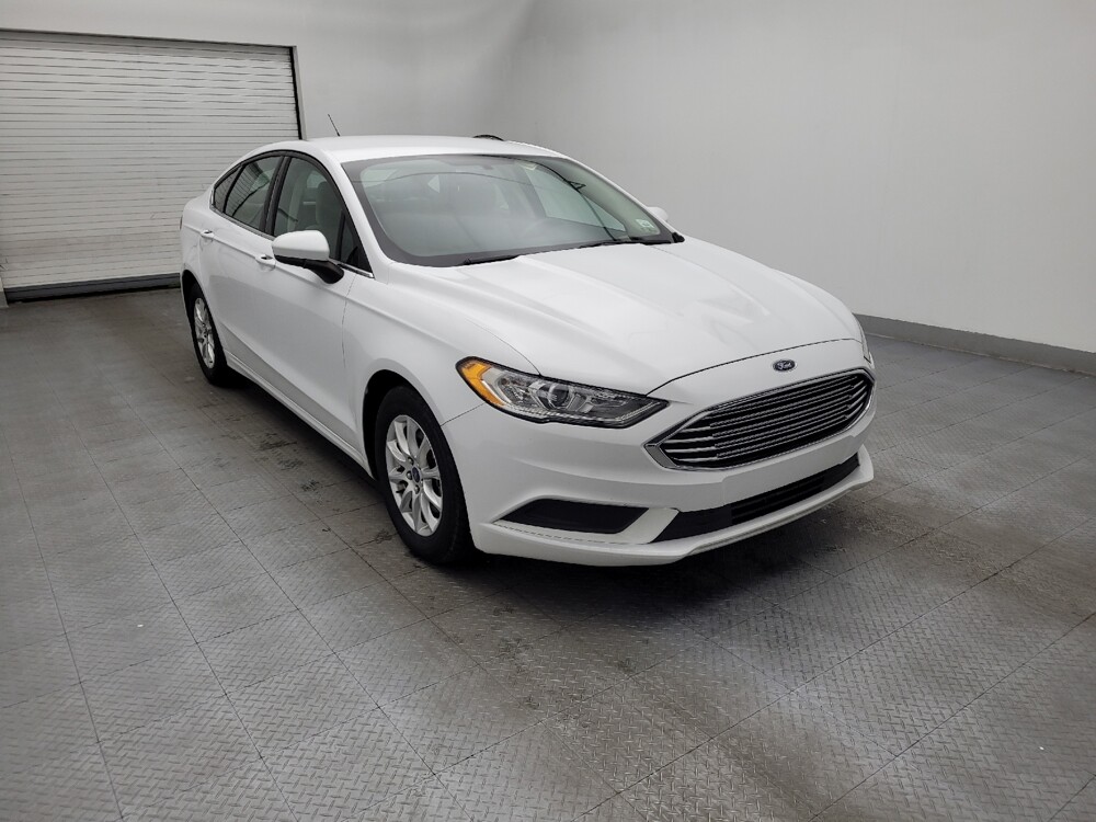 2018 Ford Fusion in Salem, VA 24153 - 18097749 13
