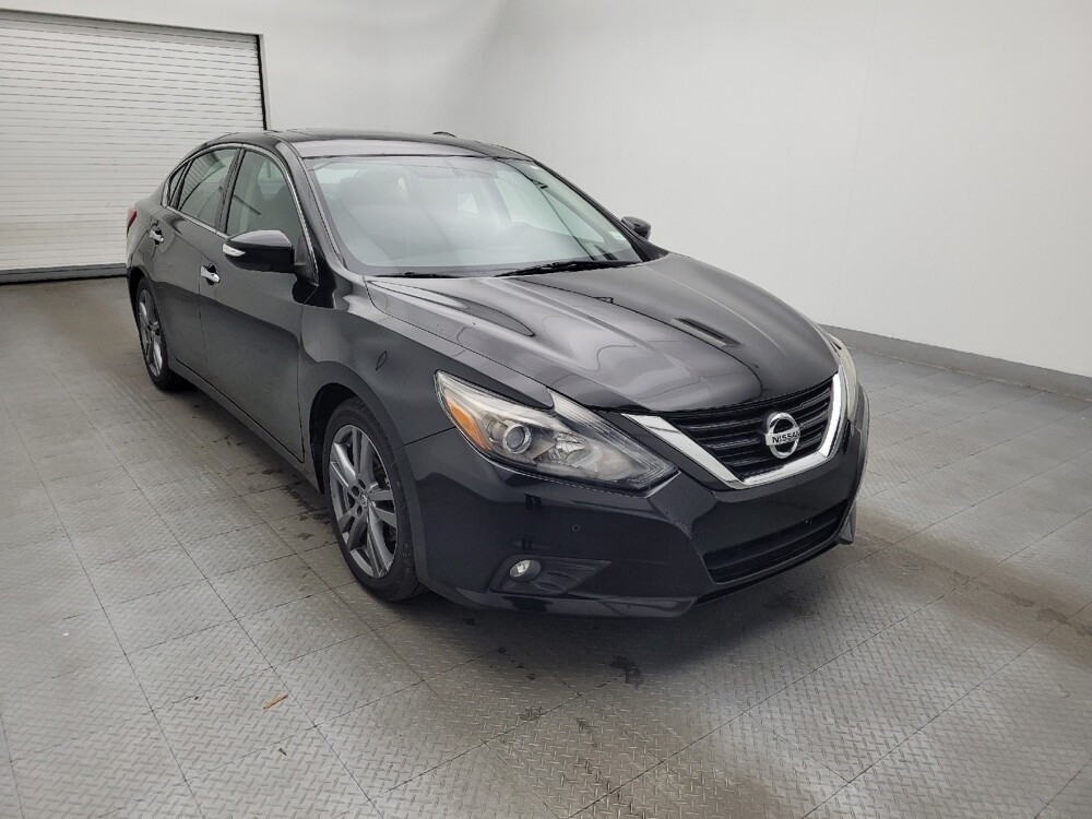 2018 Nissan Altima in Columbia, SC 29210 - 18097756 13