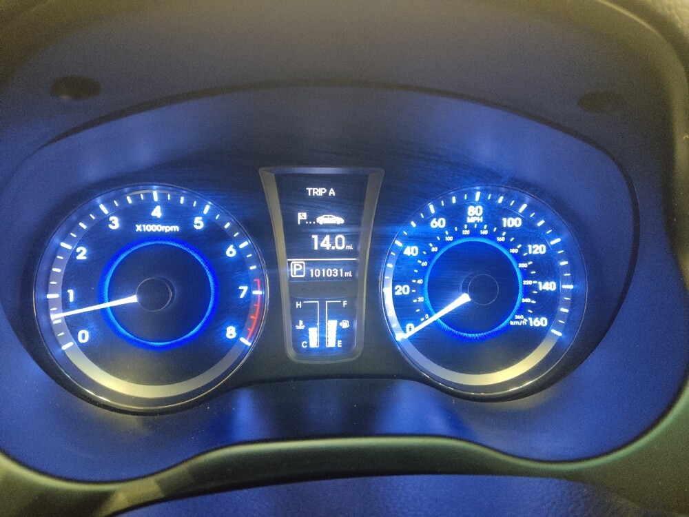 2013 Hyundai Azera in Greensboro, NC 27407 - 18097758 23