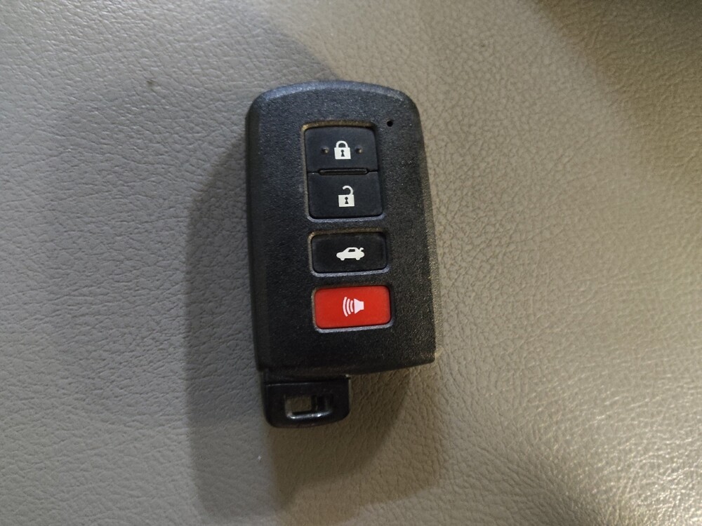 2017 Toyota Camry in Raleigh, NC 27604 - 18097760 32