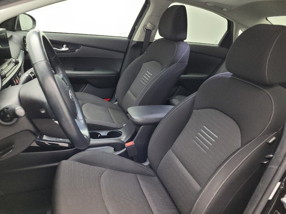 2019 Kia Forte in Gastonia, NC 28056 - 18097761 17