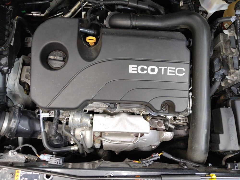 2021 Chevrolet Equinox in Columbia, SC 29210 - 18097762 30