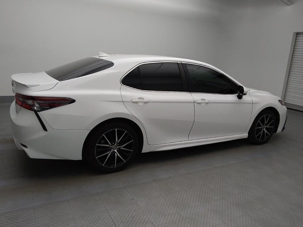 2021 Toyota Camry in Lakewood, CO 80215 - 18097772 10