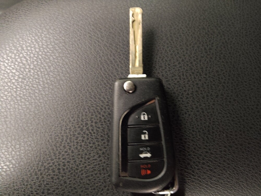 2021 Toyota Camry in Lakewood, CO 80215 - 18097772 32