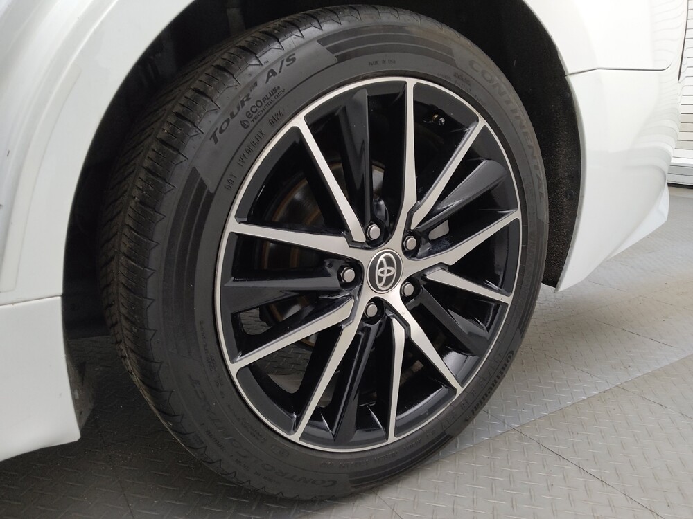 2021 Toyota Camry in Lakewood, CO 80215 - 18097772 31