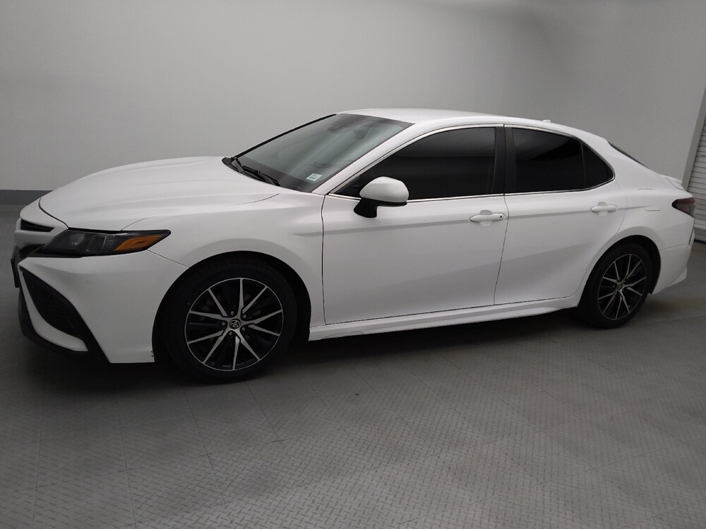 2021 Toyota Camry in Lakewood, CO 80215 - 18097772 2