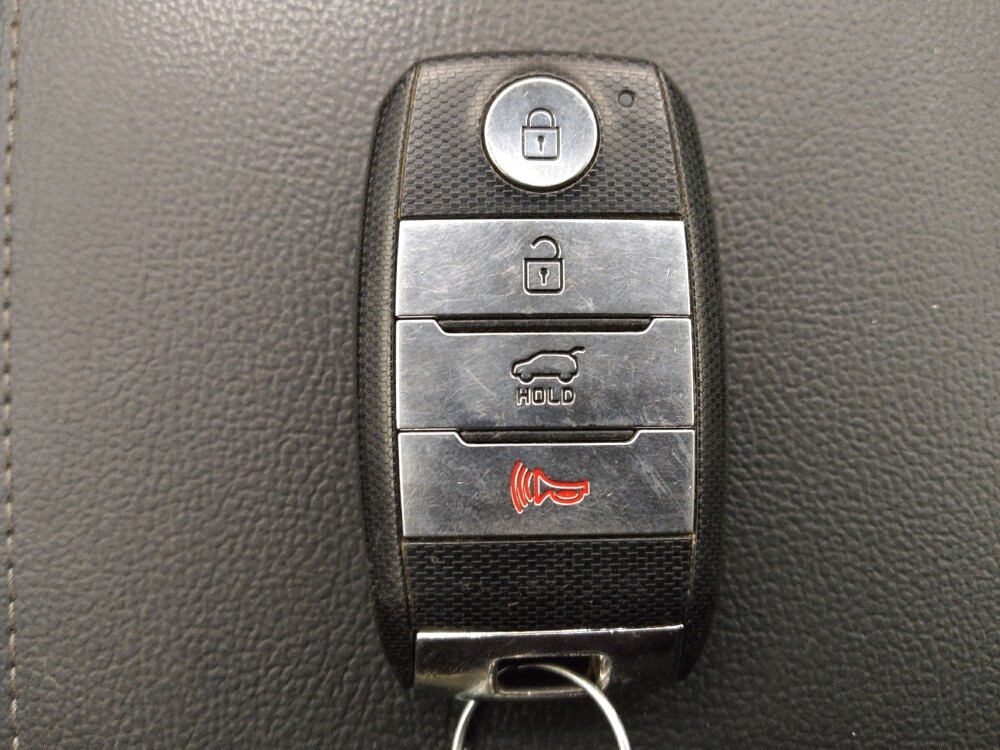 2020 Kia Sorento in Lakewood, CO 80215 - 18097773 32