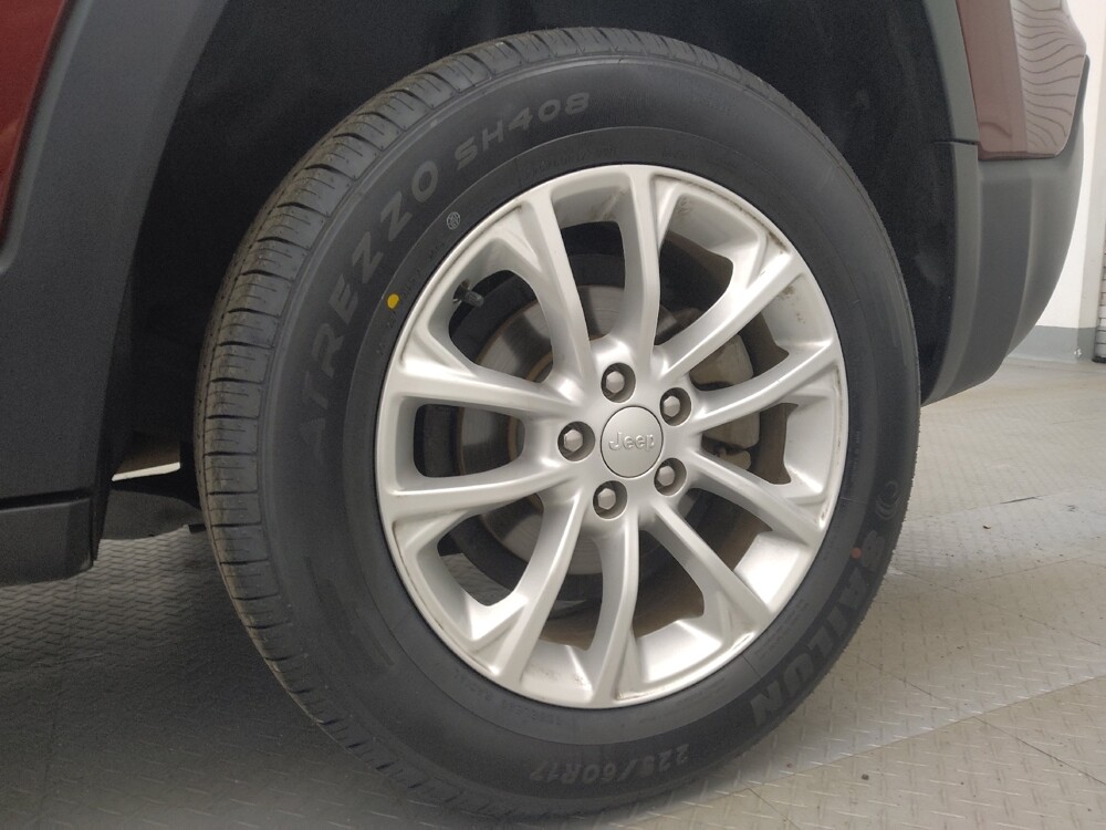 2019 Jeep Cherokee in Colorado Springs, CO 80909 - 18097774 31