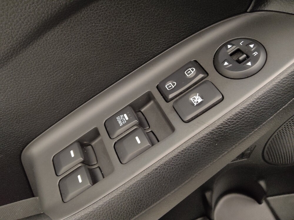 2017 Kia Forte in Lakewood, CO 80215 - 18097776 27