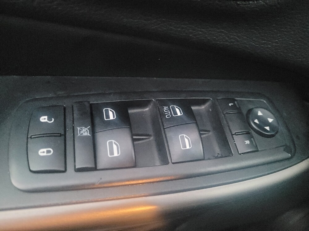 2019 Jeep Cherokee in Antioch, TN 37013 - 18097785 27