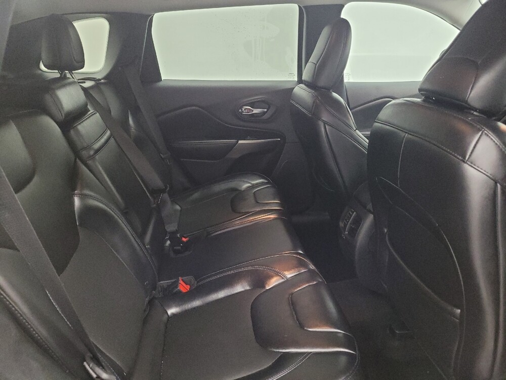 2019 Jeep Cherokee in Antioch, TN 37013 - 18097785 19