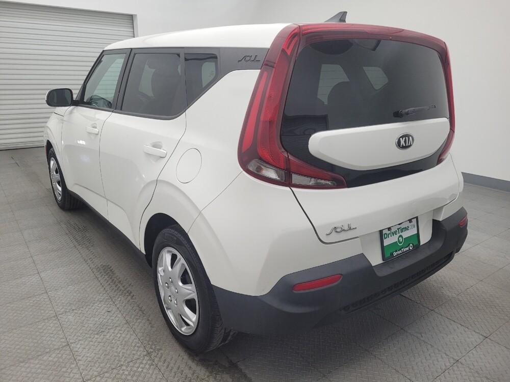 2020 Kia Soul in Houston, TX 77060 - 18097789 5