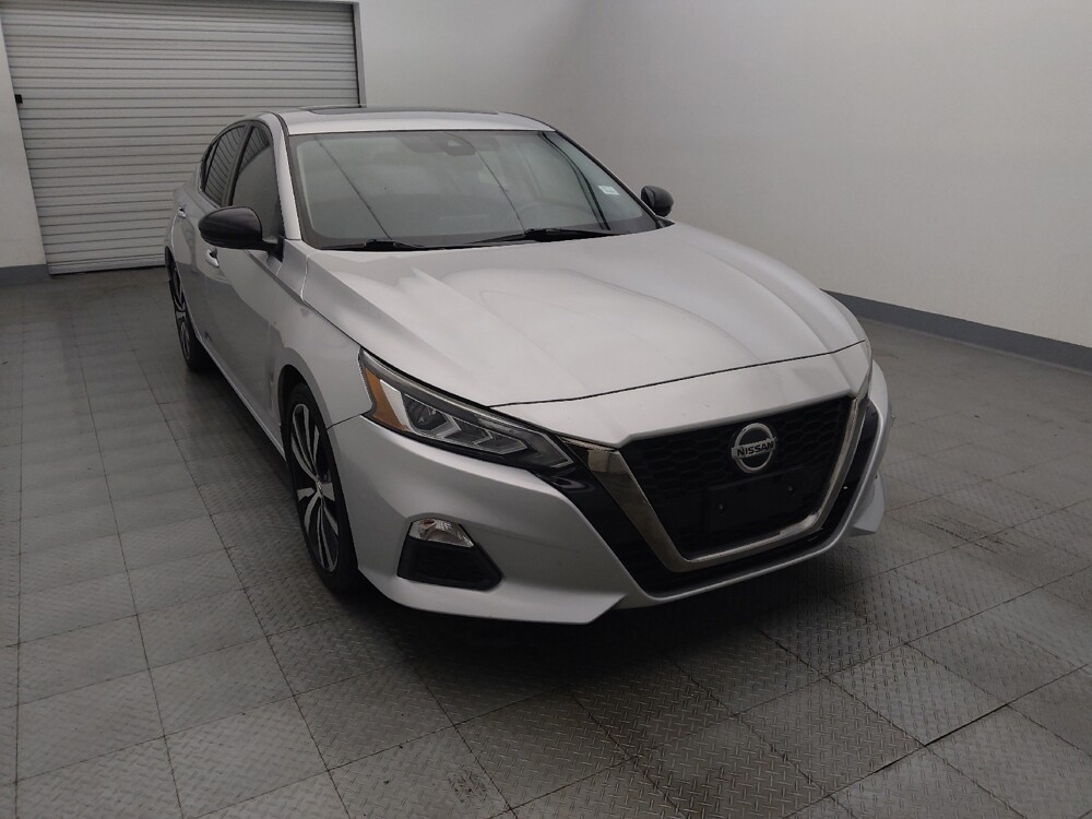 2020 Nissan Altima in Houston, TX 77074 - 18097790 14