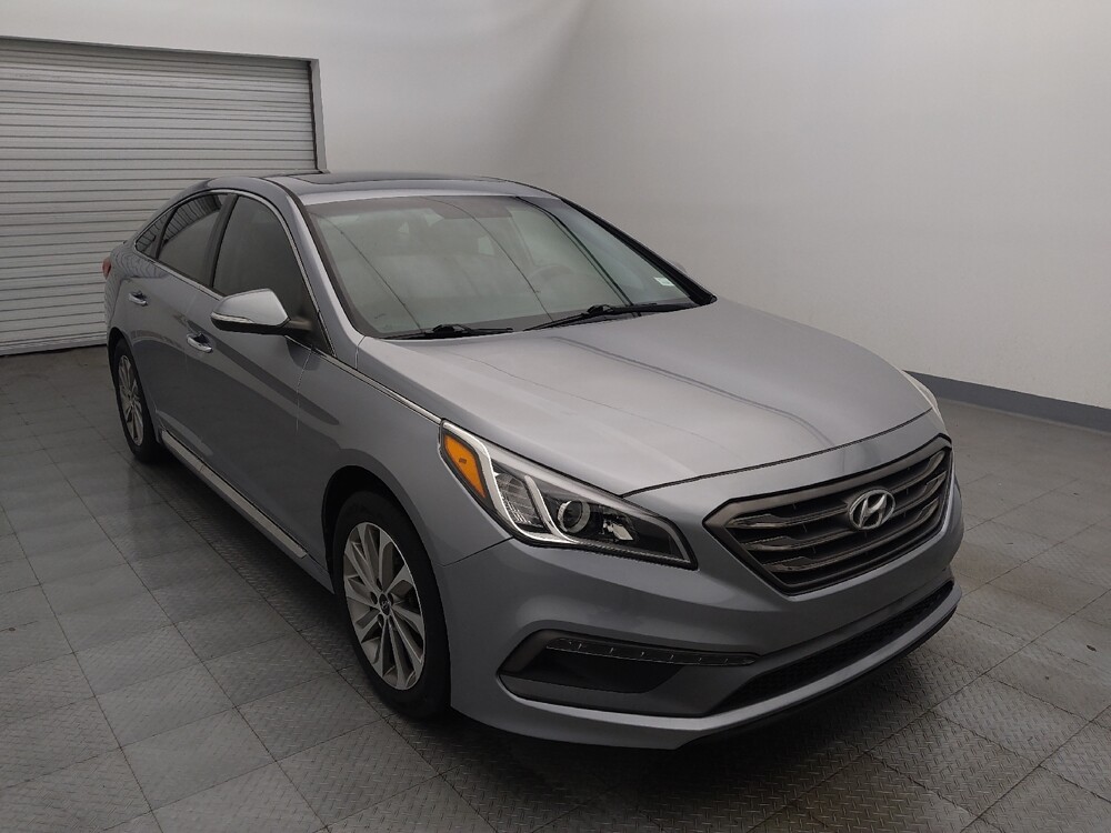 2016 Hyundai Sonata in Houston, TX 77074 - 18097792 13