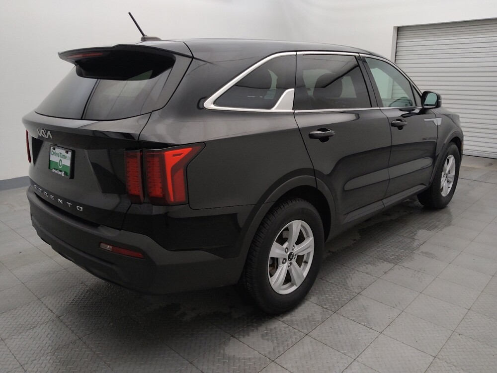 2022 Kia Sorento in Houston, TX 77060 - 18097795 9