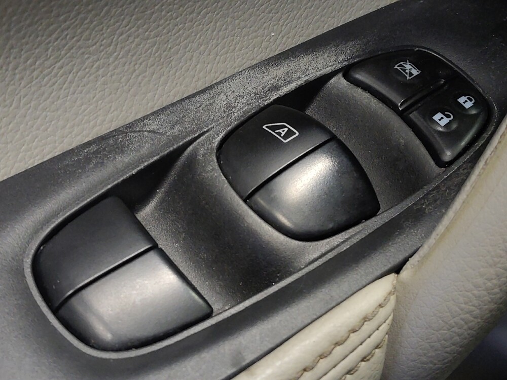 2018 Nissan Rogue Sport in Houston, TX 77060 - 18097802 27