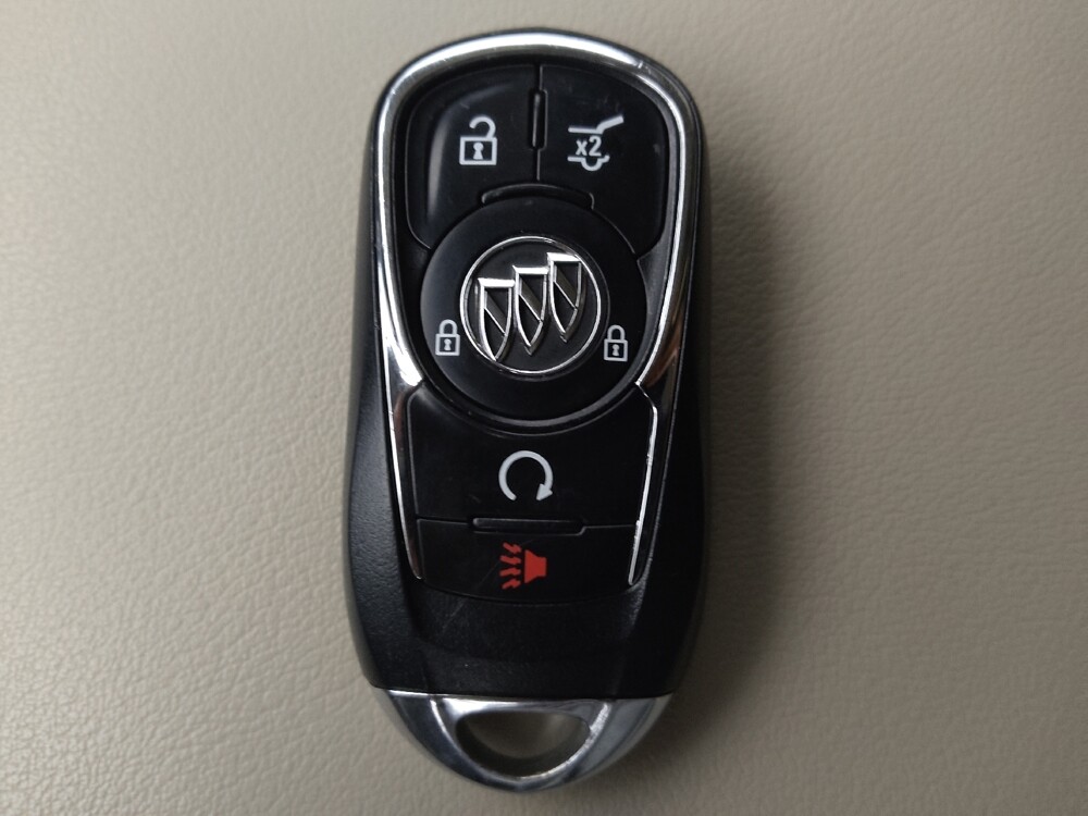 2018 Buick Enclave in Houston, TX 77060 - 18097807 32