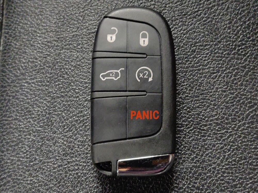 2018 Jeep Compass in Houston, TX 77074 - 18097810 32