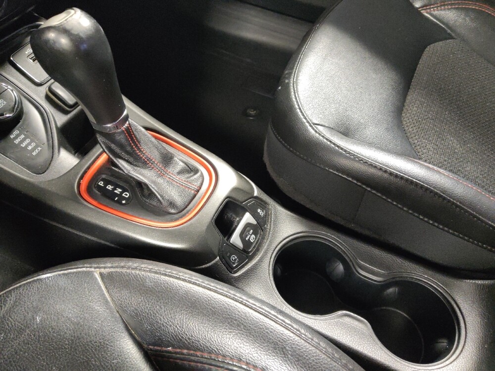 2018 Jeep Compass in Houston, TX 77074 - 18097810 26