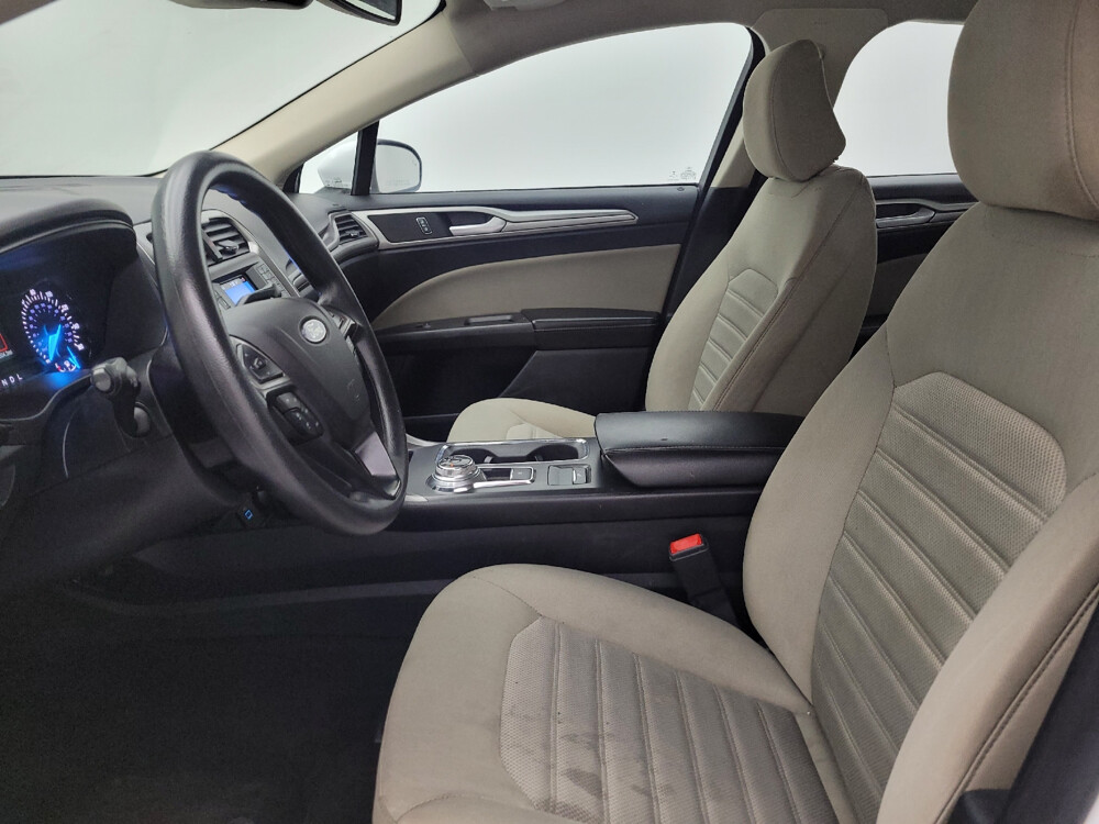 2020 Ford Fusion in Louisville, KY 40258 - 18097811 17