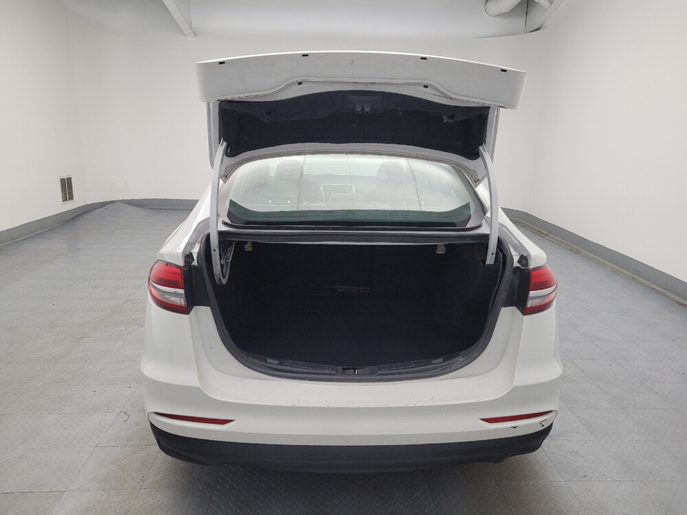 2020 Ford Fusion in Louisville, KY 40258 - 18097811 29