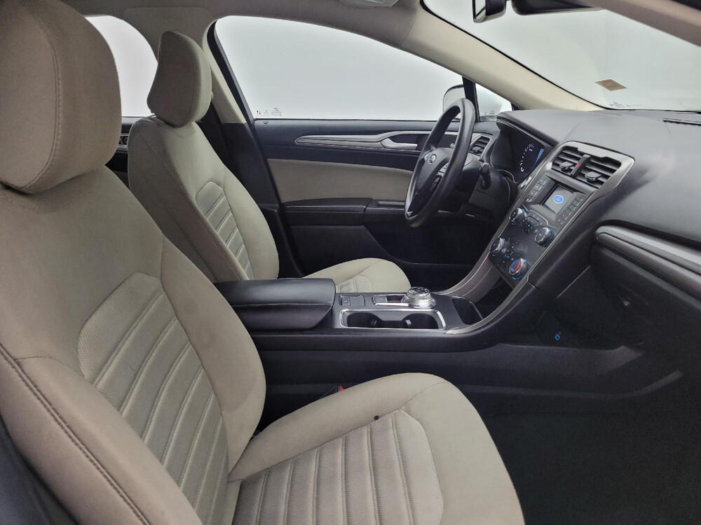 2020 Ford Fusion in Louisville, KY 40258 - 18097811 21